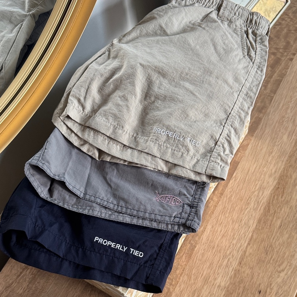 Boys- Youth Shorts/Swim Lot of 3! Casual Shorts - EUC- Tan, Gray, and Navy!